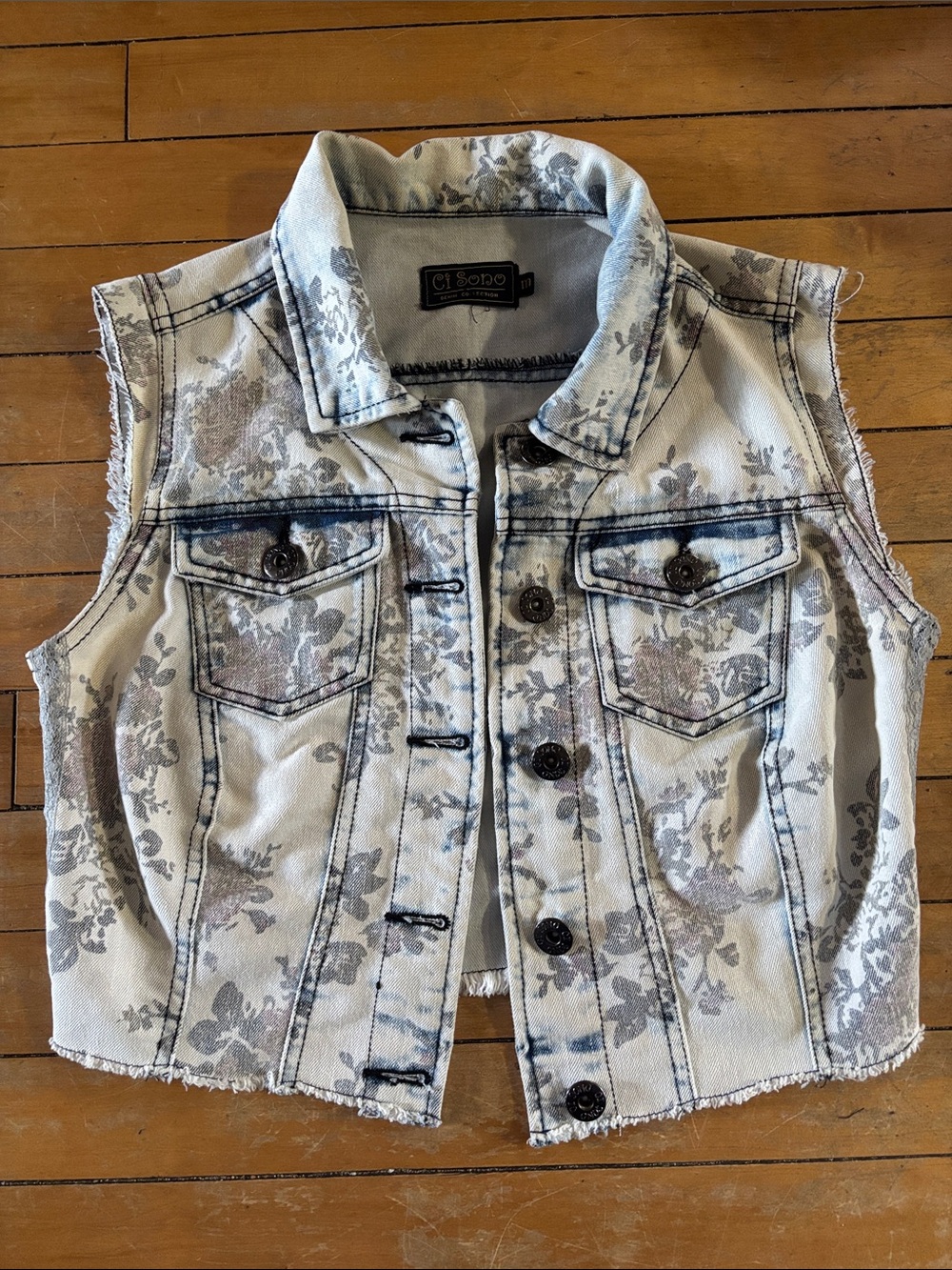 EUC Ci Sono Floral Print Acid Wash Sleeveless Denim Jacket/Vest